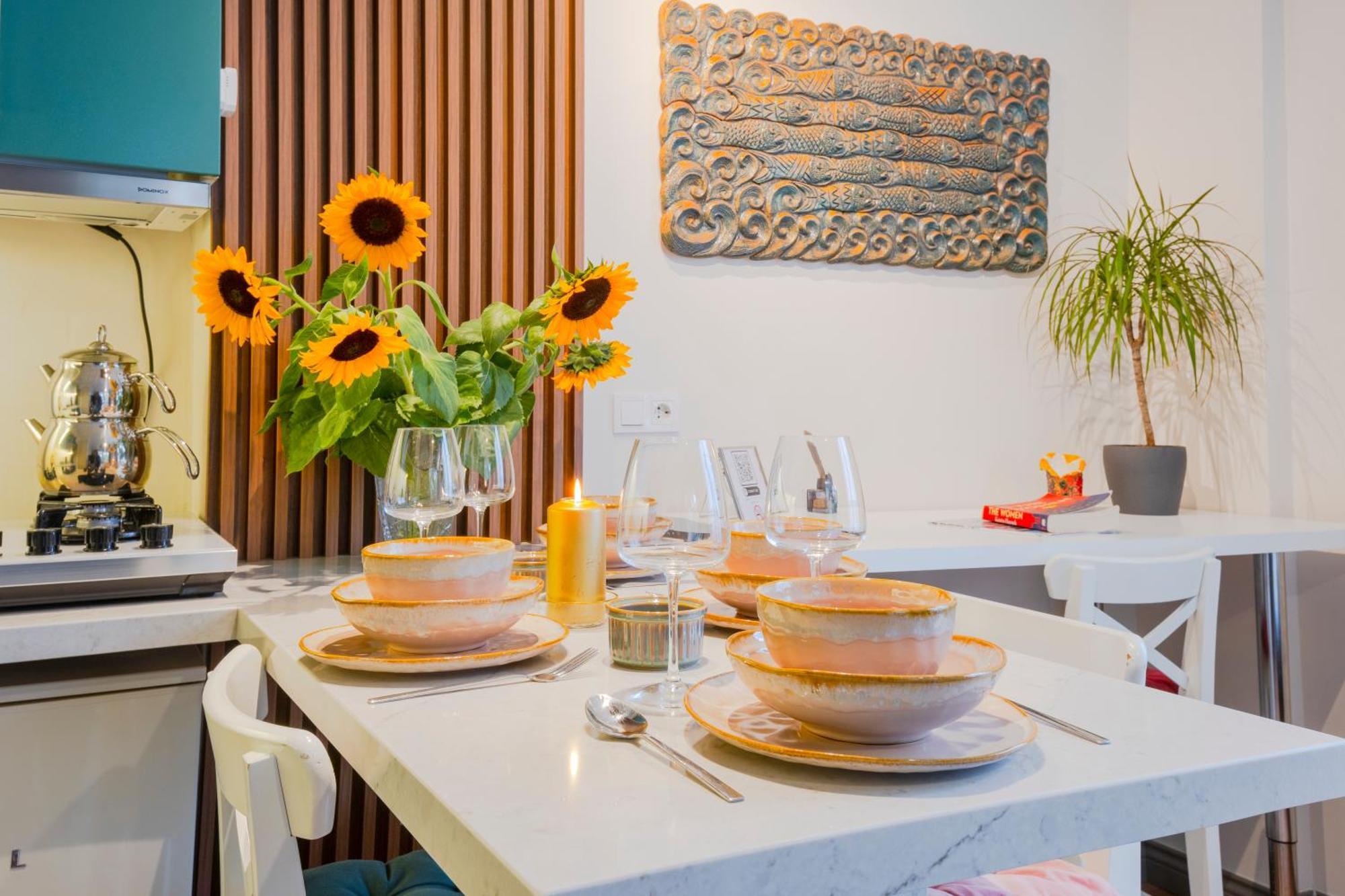 No4 Luxury Comfort Art Design House Apartment